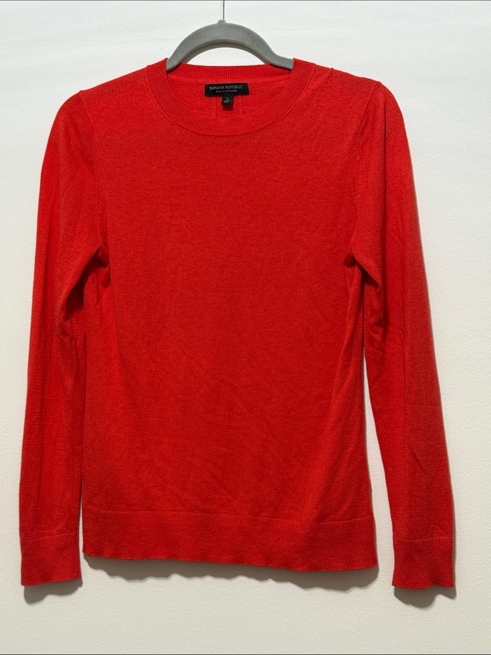 Banana Republic orange-red Long Sleeve silk cashmere sweater